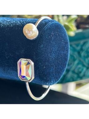 Prism Open Cuff Pearl Crystal 925 Silver Bracelet